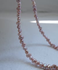 Flow pink ren necklace