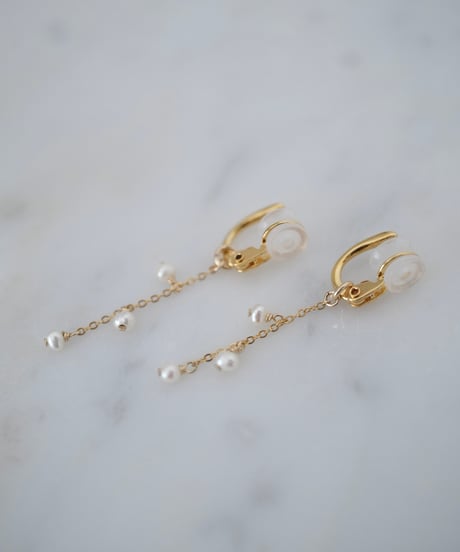 Tiny flatbar 3 earring
