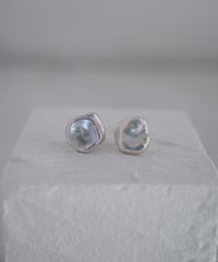 Petal stud pierce