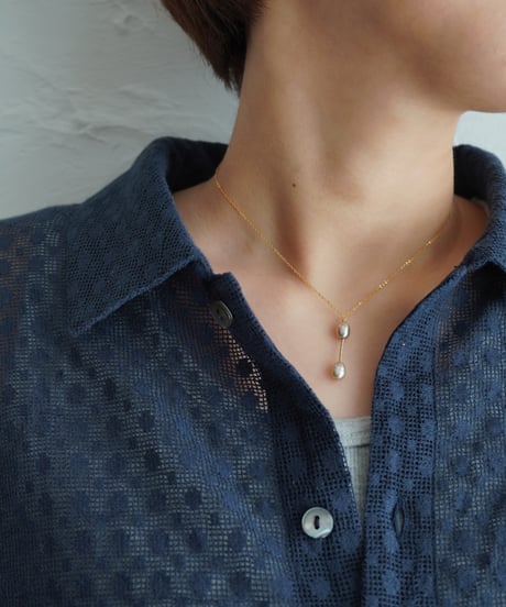 Egg Bronze bar necklace