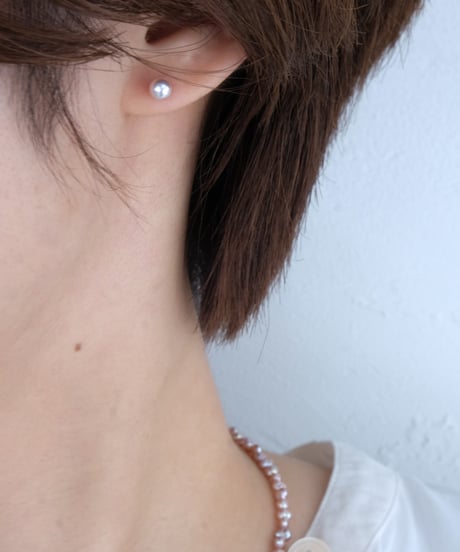 Round PK stud pierce