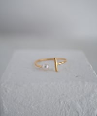 Akoya  WH T ring