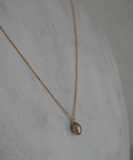 Egg Bronze necklace