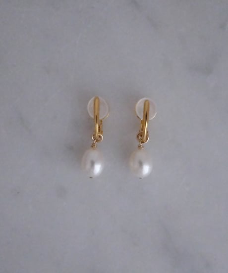 Egg short earring (WH / PK)