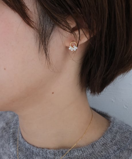 Seed circle stud pierce (S/M)