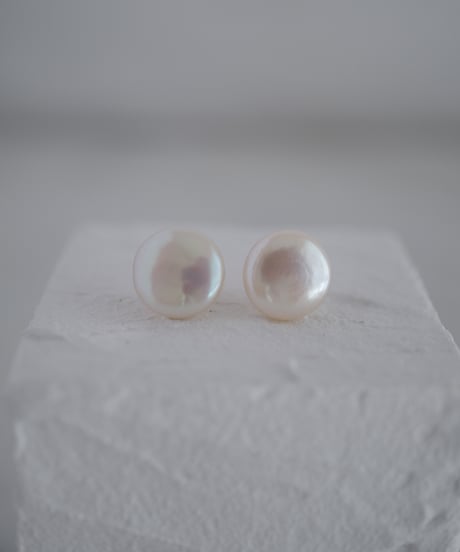 coin stud pierce