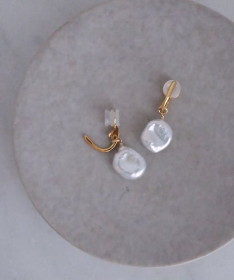 Comet M earring
