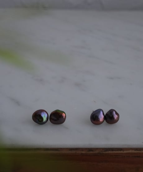 Marron stud pierce