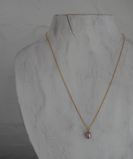 Egg Bronze necklace
