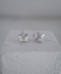 Hoshi stud pierce