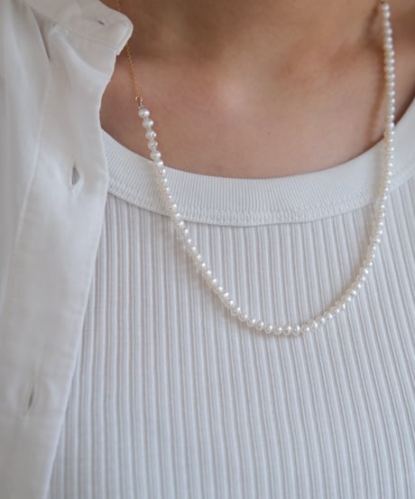 Tiny half ren necklace