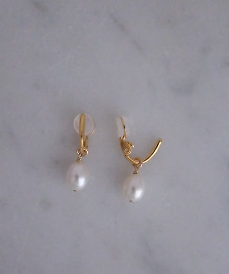 Egg short earring (WH / PK)