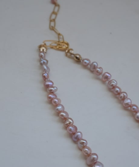 Flow pink ren necklace