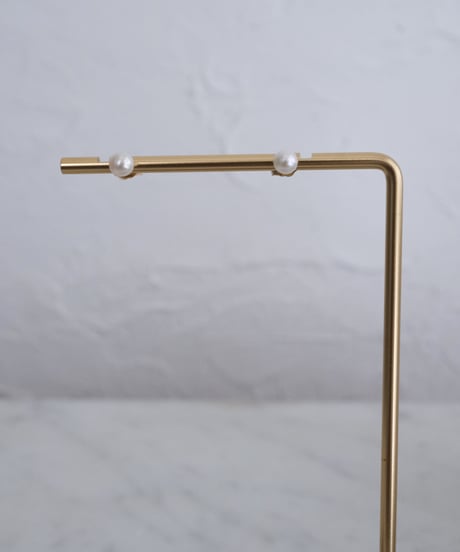 Flat WH stud pierce(4mm)