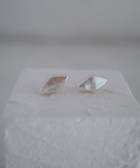 Diamond stud pierce