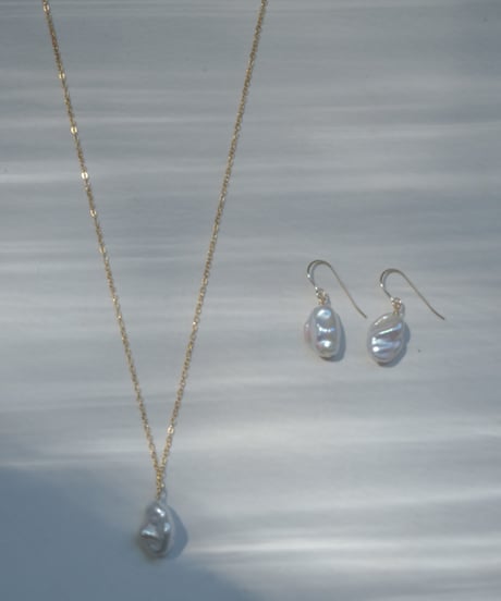 Comet S necklace
