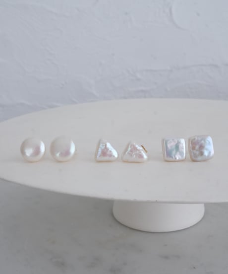 coin stud pierce