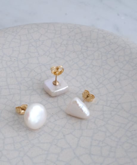 coin stud pierce