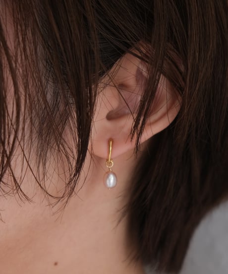 Egg short earring (WH / PK)