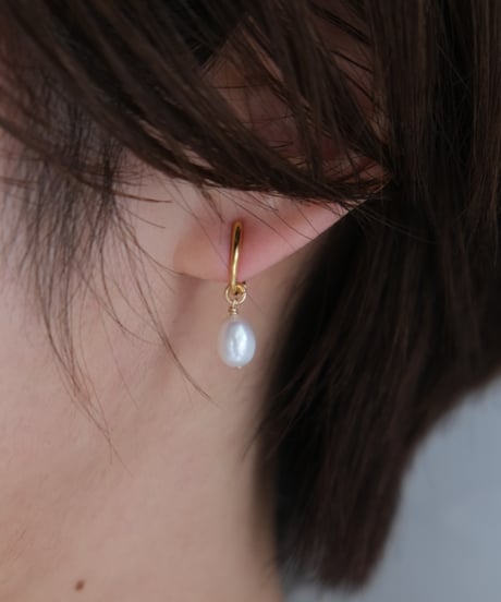 Egg short earring (WH / PK)