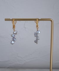Petal random GY earring