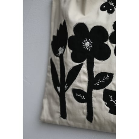 raha flower applique bag