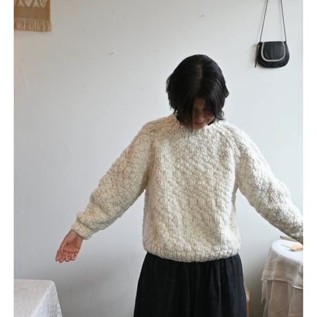 odnu T-T Yarn sweater