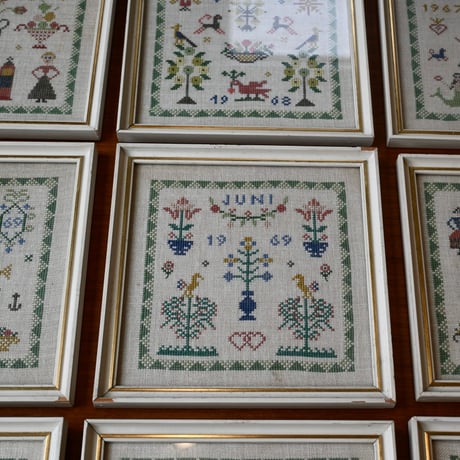 Vintage danish fremme emboridery tapestry ’June’