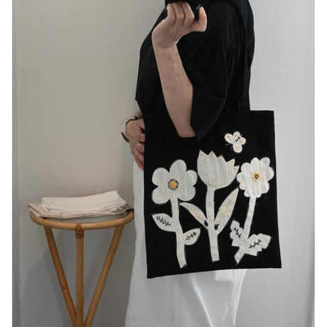 raha flower applique bag