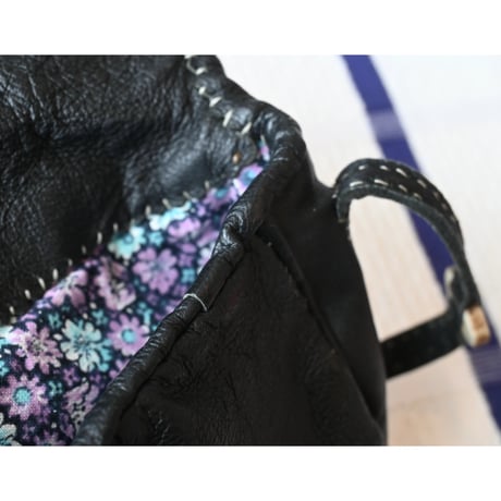 vintage saami small shoulder bag