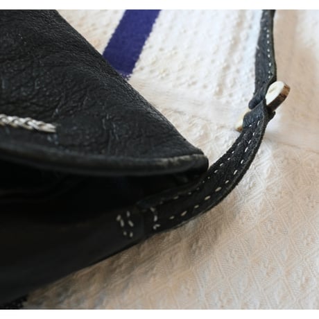 vintage saami small shoulder bag
