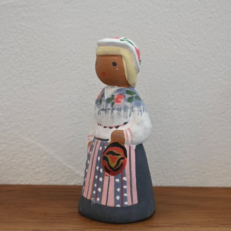 Swedish costume girl 'HALLAND'