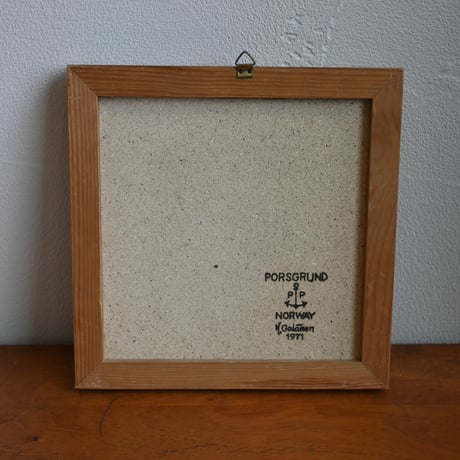 Porsgrund Ruffled Gouse(オオライチョウ）wall plaque