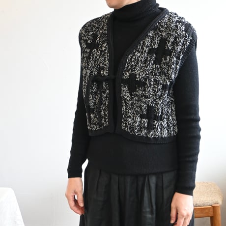 odnu ++ pattern vest