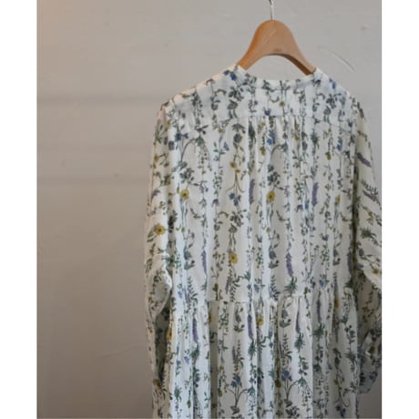 pot and tea no-collar long one-piece creme