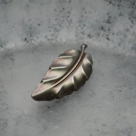 VIntage  sterling silver TEKA leaf brooch