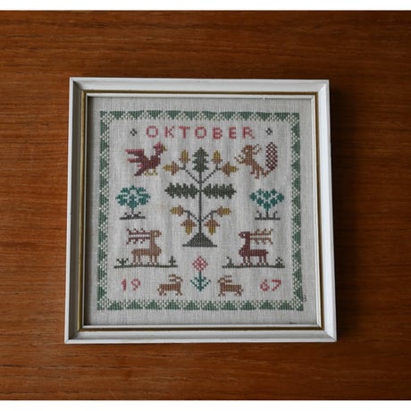 Vintage danish fremme emboridery tapestry 'October'