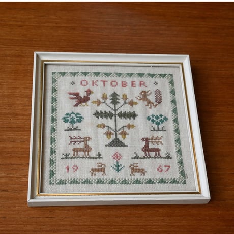 Vintage danish fremme emboridery tapestry 'October'
