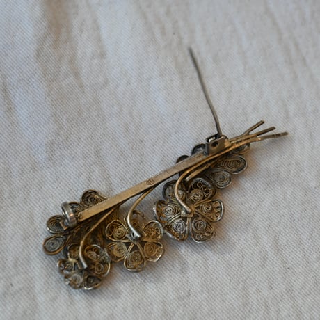 VIntage silver filigree bouquet brooch
