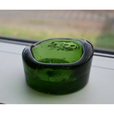 Erik Höglund ashtray cat grassgreen