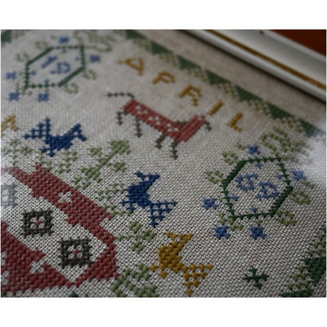 Vintage danish fremme emboridery tapestry 'April'