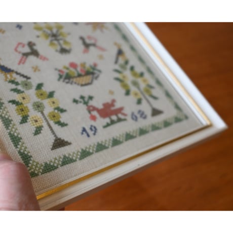 Vintage danish fremme emboridery tapestry ’August’