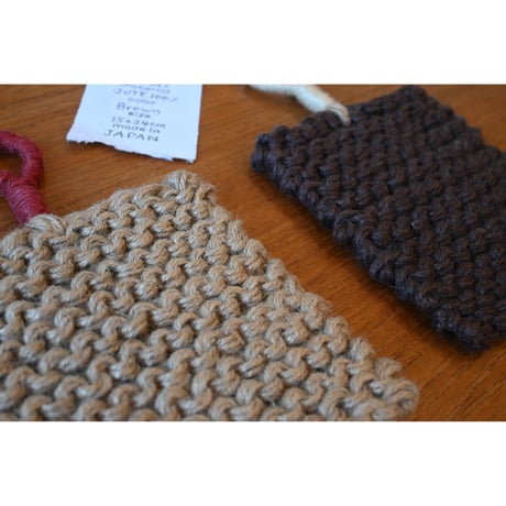 CUPLA handknitted potmat