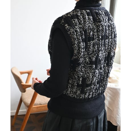 odnu ++ pattern vest