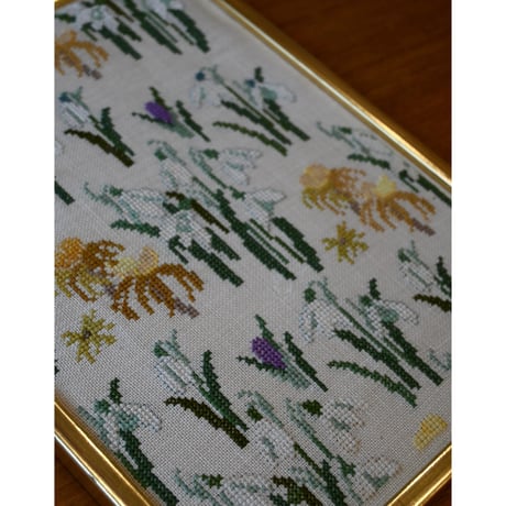 Sweden embroidery tapestry with frame