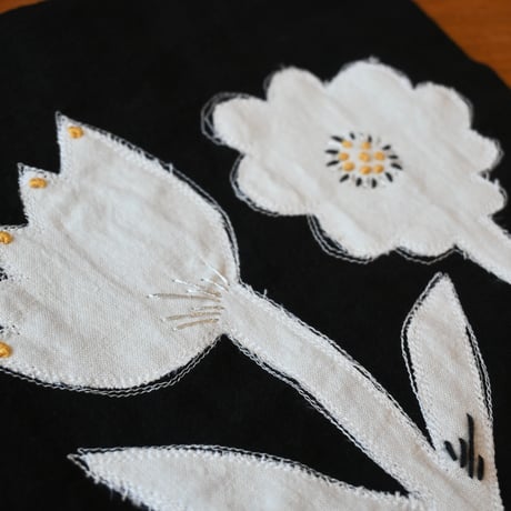 raha flower applique bag