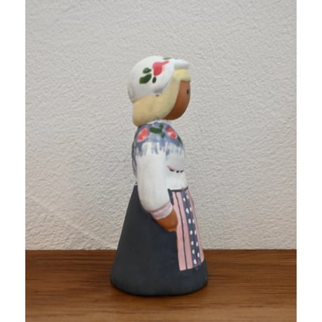 Swedish costume girl 'HALLAND'