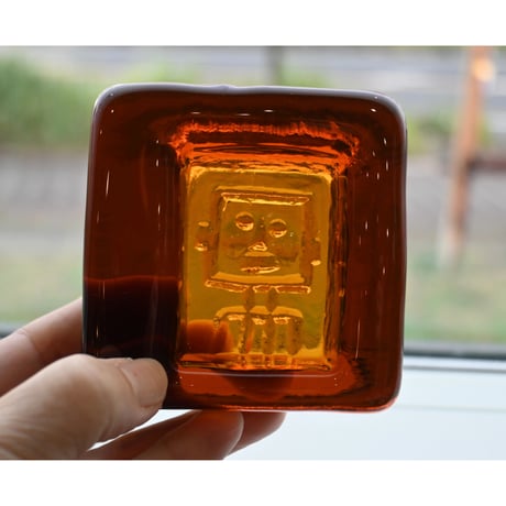 Erik Höglund square ashtray robbot