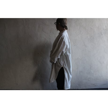 Cotton Typewriter Round Slit Long Officer Shirt / 〼〼:masumasu