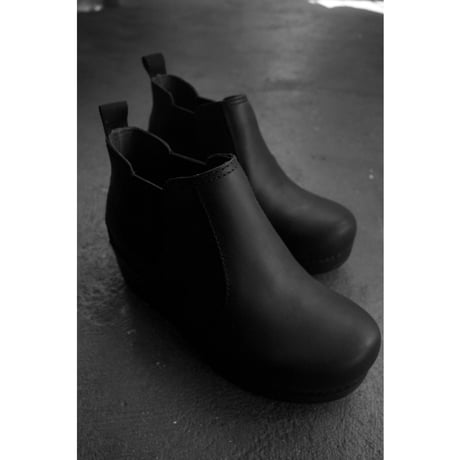 FRANKIE / dansko